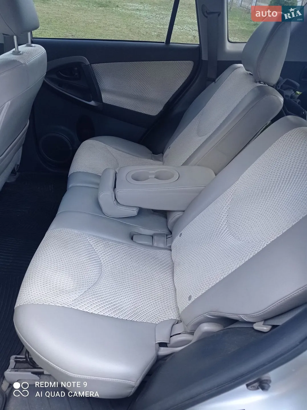 2013 Toyota RAV 4 - мініатюра 8