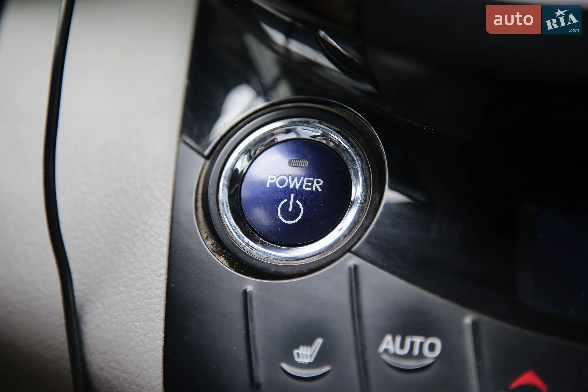 2013 Toyota RAV 4 - мініатюра 23