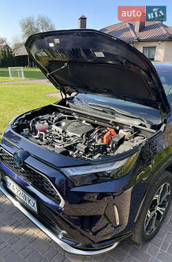 Внедорожник / Кроссовер Toyota RAV4 PHEV 2022 в 