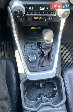Внедорожник / Кроссовер Toyota RAV4 PHEV 2022 в 