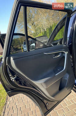 Внедорожник / Кроссовер Toyota RAV4 PHEV 2022 в 