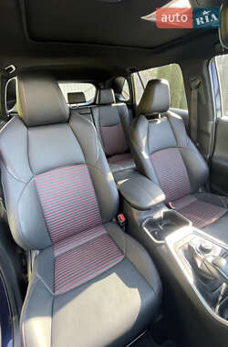 Внедорожник / Кроссовер Toyota RAV4 PHEV 2022 в 