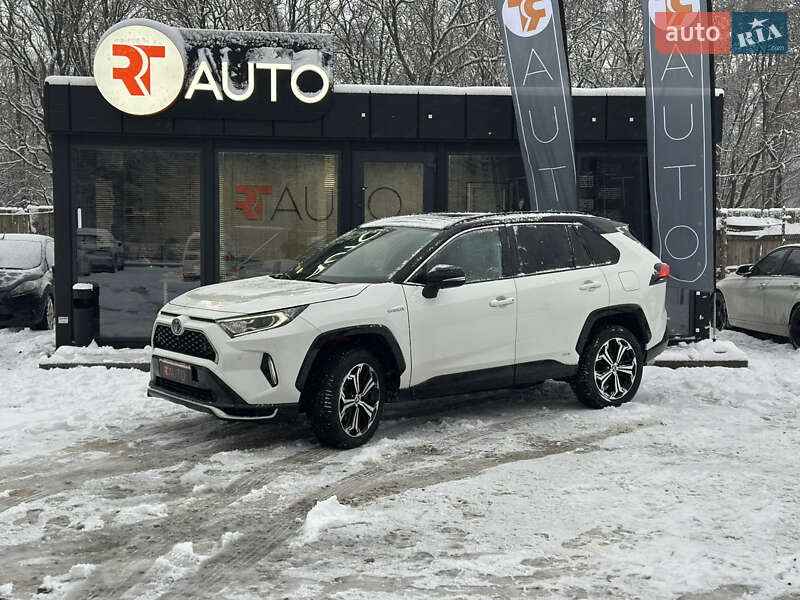 Позашляховик / Кросовер Toyota RAV4 PHEV 2021 в Львові