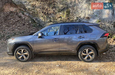 Внедорожник / Кроссовер Toyota RAV4 PHEV 2021 в 