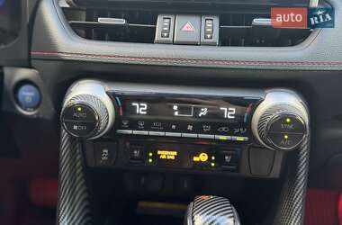 Внедорожник / Кроссовер Toyota RAV4 PHEV 2021 в 