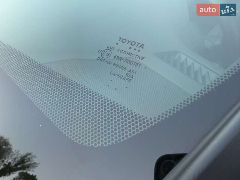 Внедорожник / Кроссовер Toyota RAV4 PHEV 2020 в Ровно