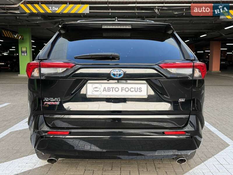 Позашляховик / Кросовер Toyota RAV4 PHEV 2021 в Києві