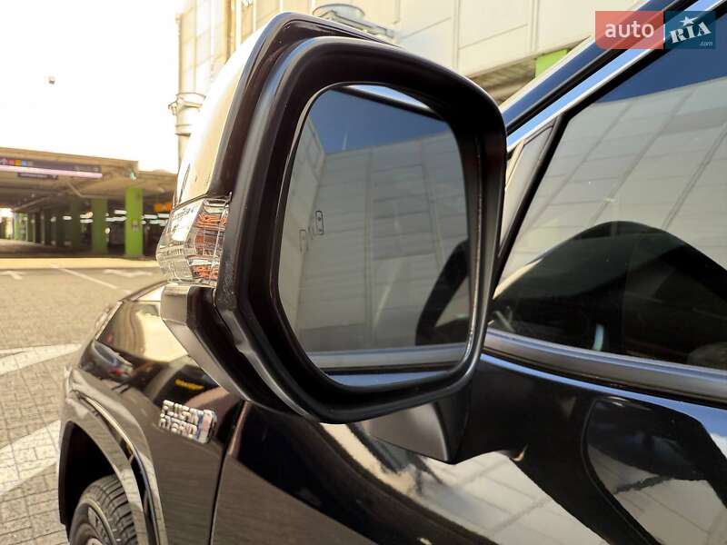 Позашляховик / Кросовер Toyota RAV4 PHEV 2021 в Києві