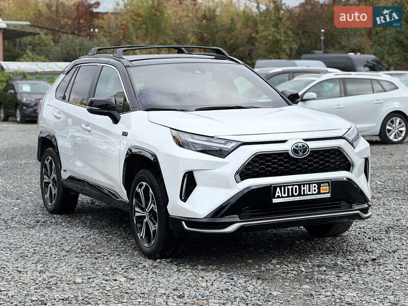 Внедорожник / Кроссовер Toyota RAV4 PHEV 2025 в Бердичеве