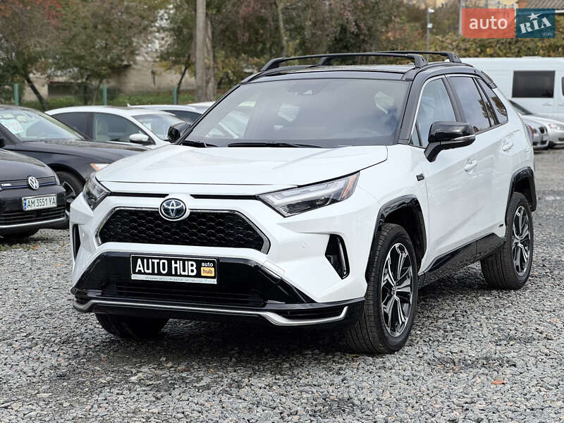 Внедорожник / Кроссовер Toyota RAV4 PHEV 2025 в Бердичеве