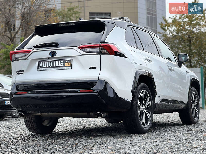 Внедорожник / Кроссовер Toyota RAV4 PHEV 2025 в Бердичеве