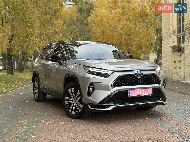 Позашляховик / Кросовер Toyota RAV4 PHEV 2023 в Києві фото 9 Позашляховик / Кросовер Toyota RAV4 PHEV 2023 в Києві