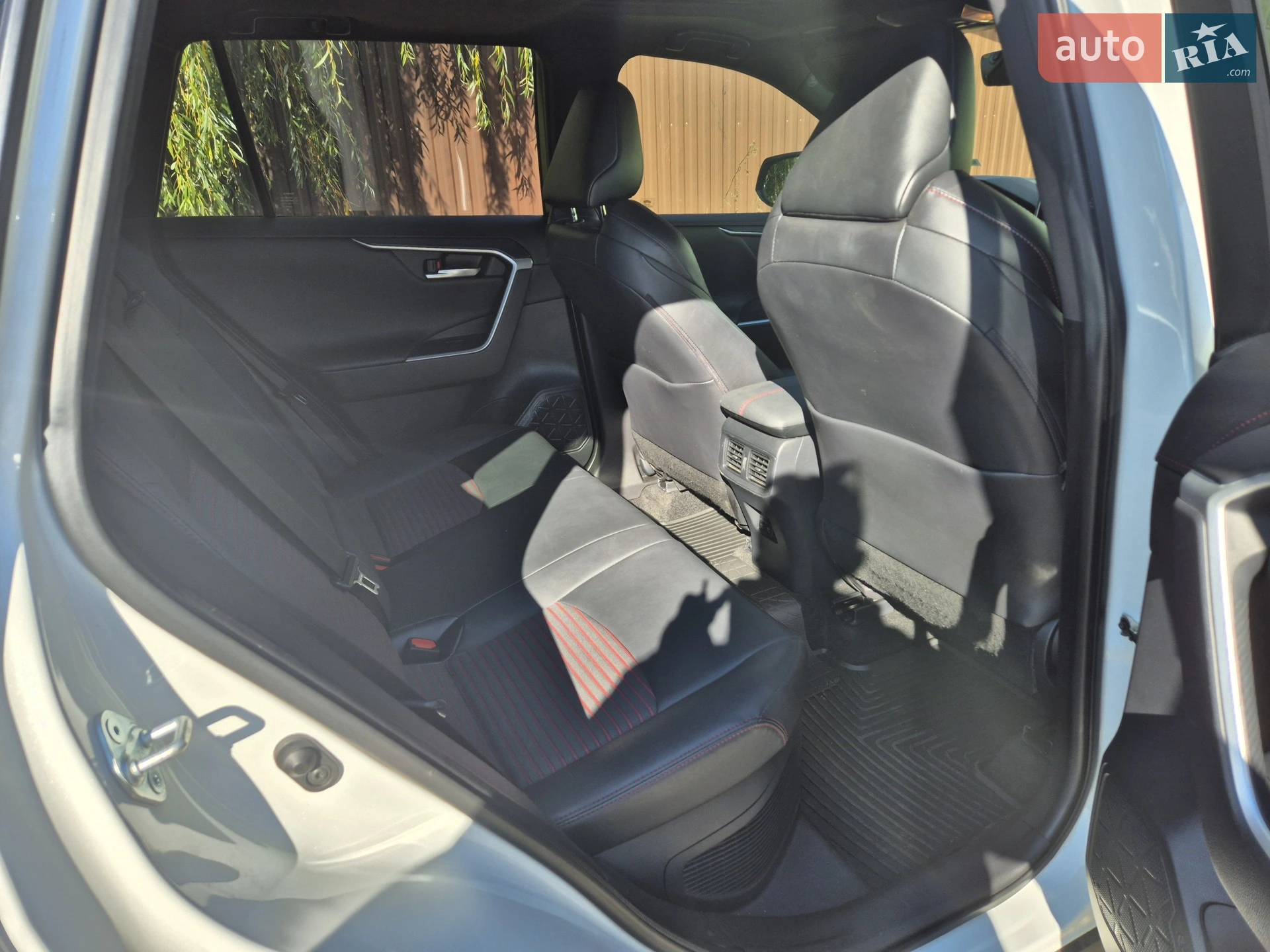 2021 Toyota RAV 4 - мініатюра 10