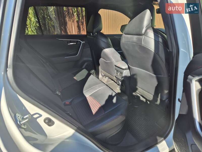 Позашляховик / Кросовер Toyota RAV4 PHEV 2021 в Ужгороді фото 8 Позашляховик / Кросовер Toyota RAV4 PHEV 2021 в Ужгороді