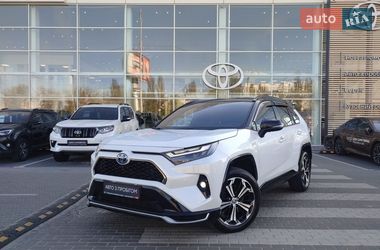 Позашляховик / Кросовер Toyota RAV4 PHEV 2023 в Києві
