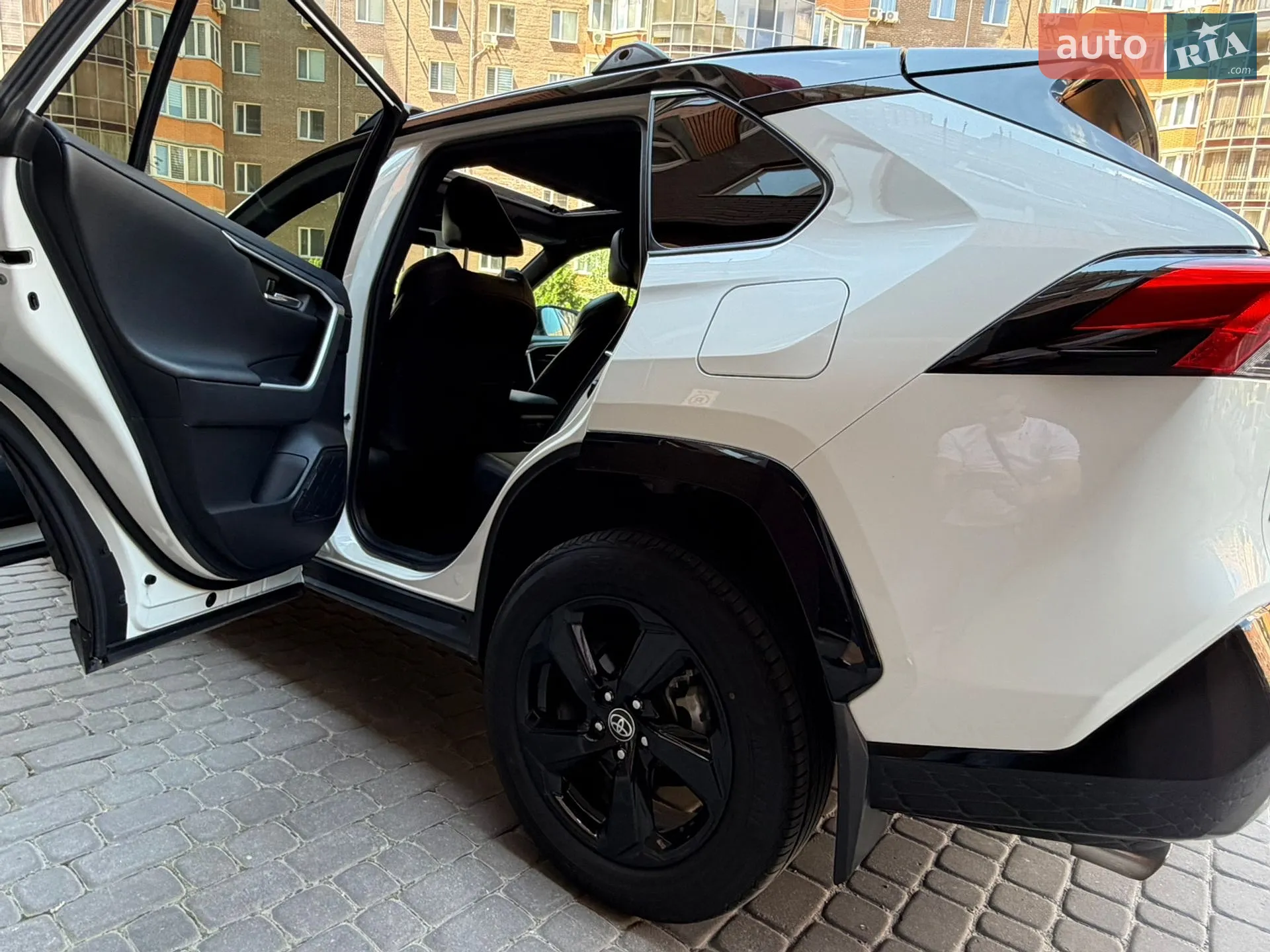 2021 Toyota RAV 4 - мініатюра 11