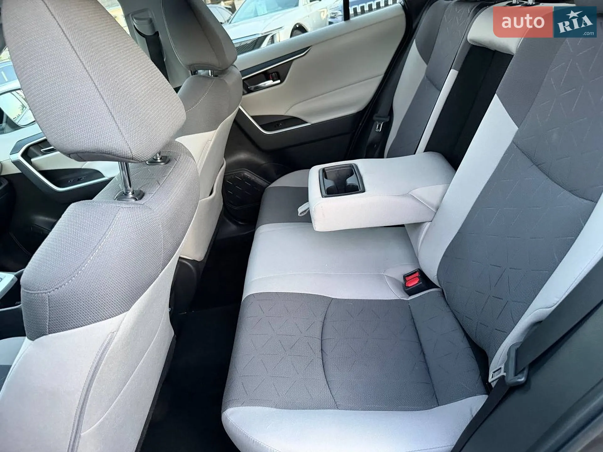 2022 Toyota RAV 4 - мініатюра 23