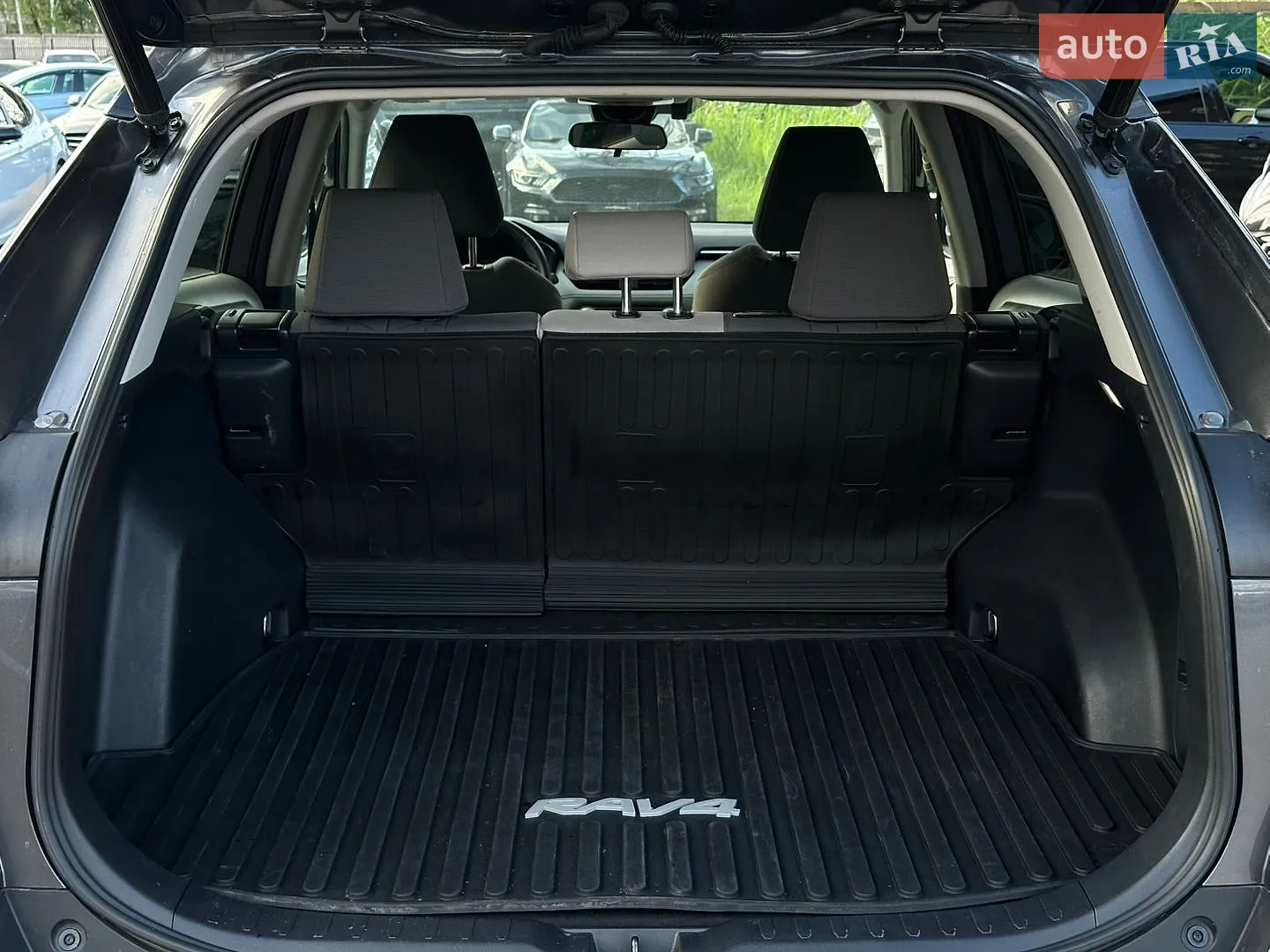 2022 Toyota RAV 4 - мініатюра 12