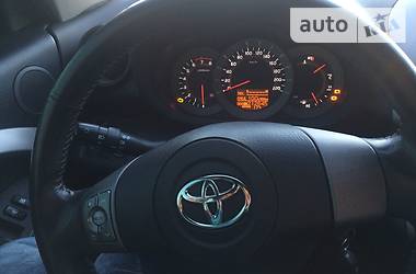 Внедорожник / Кроссовер Toyota RAV4 2006 в Киеве