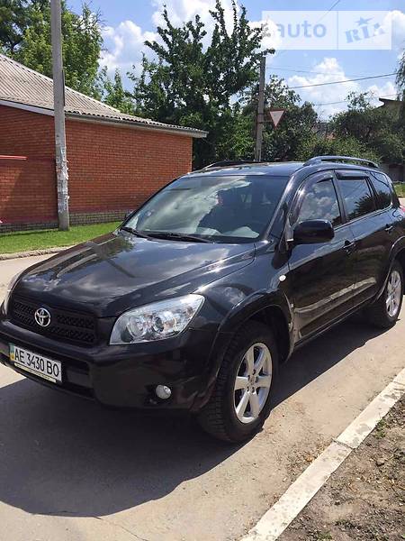 Внедорожник / Кроссовер Toyota RAV4 2007 в Днепре