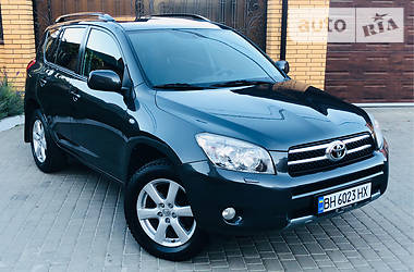 Внедорожник / Кроссовер Toyota RAV4 2009 в Одессе