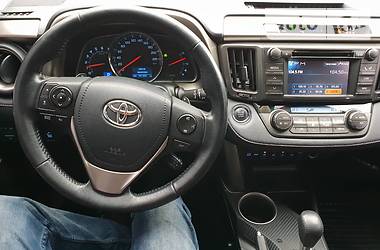 Внедорожник / Кроссовер Toyota RAV4 2013 в Тернополе