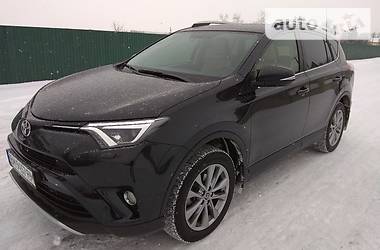 Внедорожник / Кроссовер Toyota RAV4 2016 в Сумах