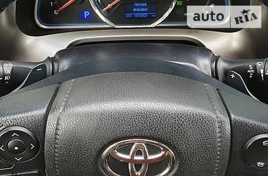 Внедорожник / Кроссовер Toyota RAV4 2013 в Затоке