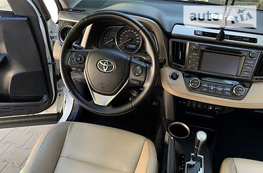 Внедорожник / Кроссовер Toyota RAV4 2015 в Одессе