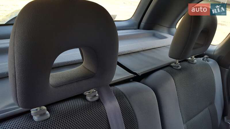 Внедорожник / Кроссовер Toyota RAV4 2001 в Киеве