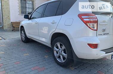 Позашляховик / Кросовер Toyota RAV4 2011 в Одесі