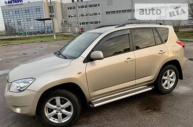 Позашляховик / Кросовер Toyota RAV4 2008 в 