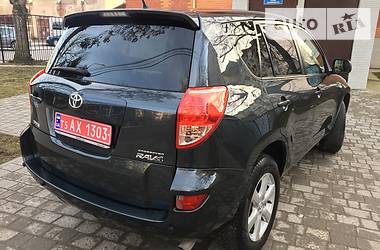 Внедорожник / Кроссовер Toyota RAV4 2008 в Тернополе