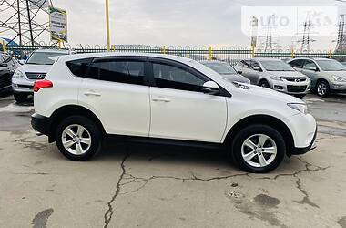 Внедорожник / Кроссовер Toyota RAV4 2013 в Харькове