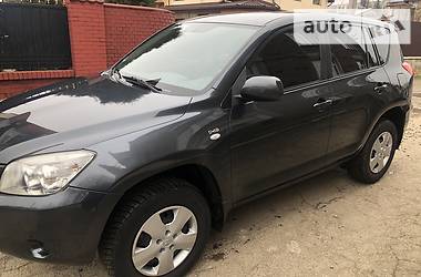 Позашляховик / Кросовер Toyota RAV4 2007 в 