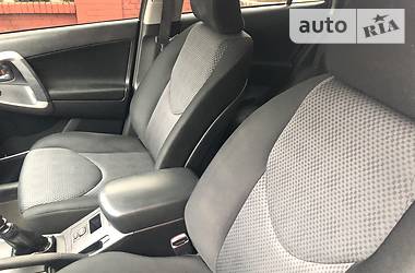 Позашляховик / Кросовер Toyota RAV4 2007 в 
