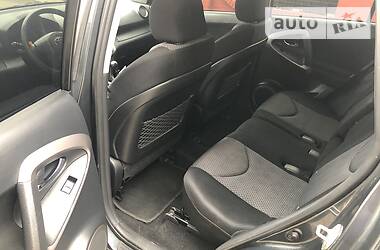 Позашляховик / Кросовер Toyota RAV4 2007 в 