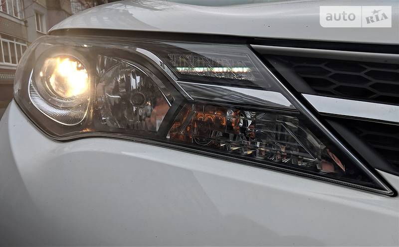 Позашляховик / Кросовер Toyota RAV4 2013 в Шептицькому