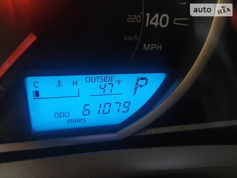 Позашляховик / Кросовер Toyota RAV4 2014 в Умані