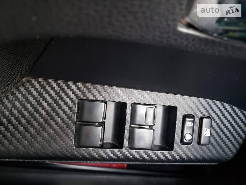 Позашляховик / Кросовер Toyota RAV4 2013 в Хмельницькому