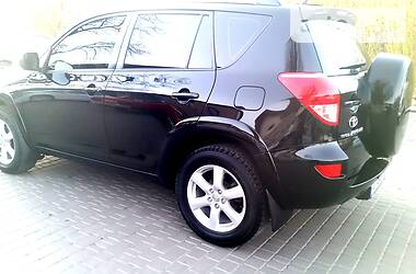 Позашляховик / Кросовер Toyota RAV4 2008 в 