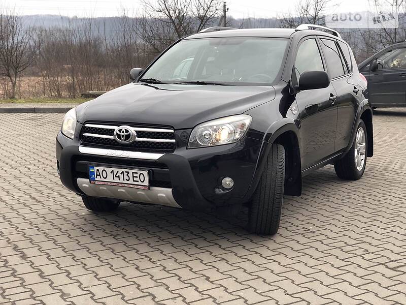 Позашляховик / Кросовер Toyota RAV4 2009 в 