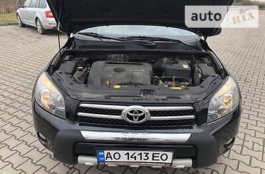Позашляховик / Кросовер Toyota RAV4 2009 в 