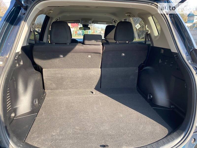 Позашляховик / Кросовер Toyota RAV4 2017 в Києві