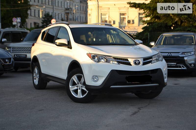 Позашляховик / Кросовер Toyota RAV4 2013 в Харкові