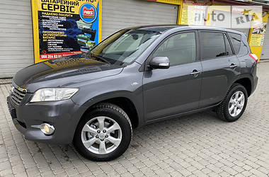 Внедорожник / Кроссовер Toyota RAV4 2012 в Тернополе