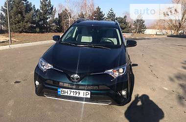 Позашляховик / Кросовер Toyota RAV4 2016 в Одесі