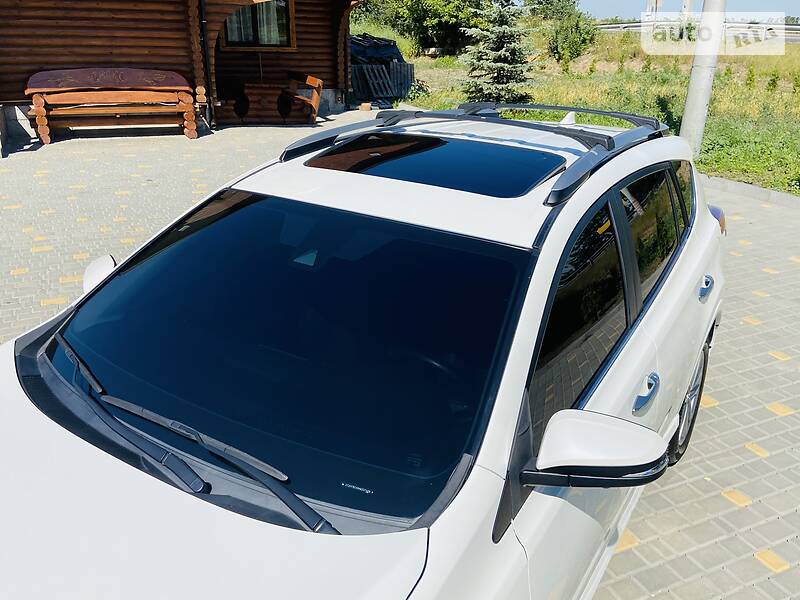 Позашляховик / Кросовер Toyota RAV4 2016 в Одесі