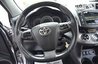 Позашляховик / Кросовер Toyota RAV4 2011 в Дрогобичі