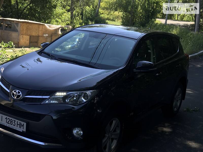 Позашляховик / Кросовер Toyota RAV4 2013 в Києві